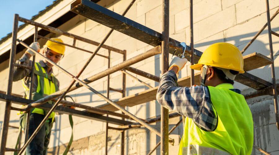 Professional fairlawn roofing services in Walhalla, MI